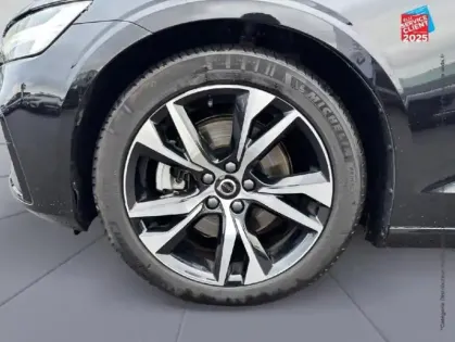 Photo 9 Volvo V60  B4 197CH PLUS STYLE DARK DCT 7 SIEGES CUIR GPS CAMERA CARPLAY