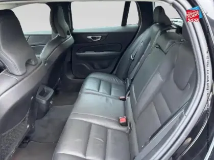 Photo 25 Volvo V60  B4 197CH PLUS STYLE DARK DCT 7 SIEGES CUIR GPS CAMERA CARPLAY