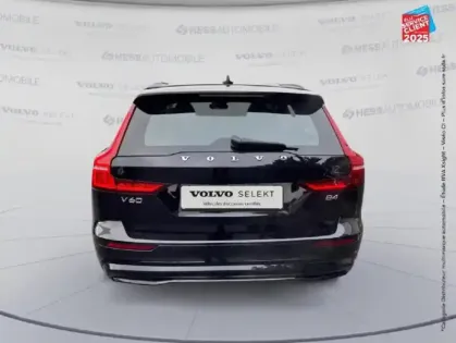 Photo 6 Volvo V60  B4 197CH PLUS STYLE DARK DCT 7 SIEGES CUIR GPS CAMERA CARPLAY