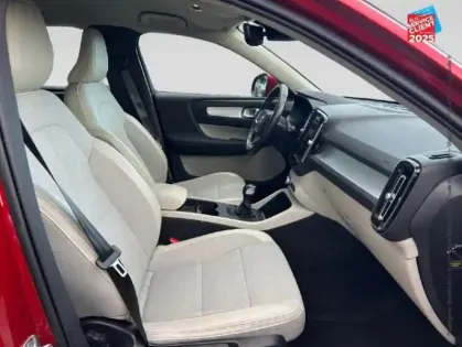 Photo 4 Volvo Xc40  T3 163CH MOMENTUM