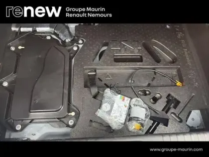 Photo 11 Renault Clio  1.6 E-Tech hybride 140ch Business -21N