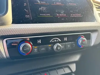 Photo 14 Audi A1  Sportback 30 TFSI 116ch S line S tronic 7