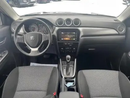 Photo 10 Suzuki Vitara  1.5 Dualjet Hybrid 115ch Privilège Auto
