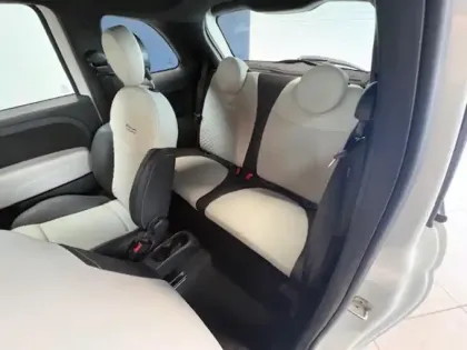 Photo 13 Fiat 500  1.0 70ch BSG S&S Dolcevita