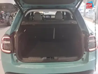 Photo 13 Fiat 600  e 156ch 54kWh La Prima Camera