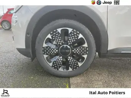 Photo 10 Fiat 600  1.2 Hybrid Turbo 110ch La Prima DCT6