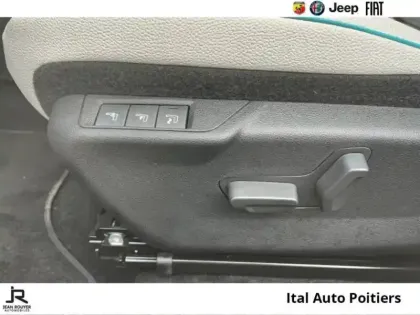 Photo 14 Fiat 600  1.2 Hybrid Turbo 110ch La Prima DCT6