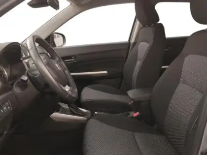 Photo 6 Suzuki Vitara  1.5 Dualjet Hybrid 115ch Privilège Auto