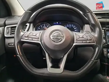 Photo 11 Nissan Qashqai  1.3 DIG-T 140ch N-Connecta 2019 Tpano Camera