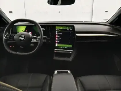 Photo 12 Renault Megane  E-Tech Electric 220ch Iconic autonomie confort AC22