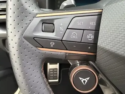 Photo 13 Cupra Leon  1.5 eTSI Hybrid 150ch V DSG7