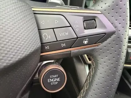 Photo 14 Cupra Leon  1.5 eTSI Hybrid 150ch V DSG7