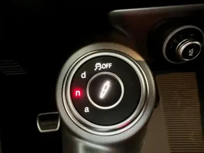 Photo 13 Alfa Romeo Tonale  1.3 Ibrida Plug-In 280ch Veloce AT6 e-Q4