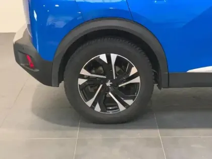 Photo 7 Peugeot 2008  e- 136ch Allure