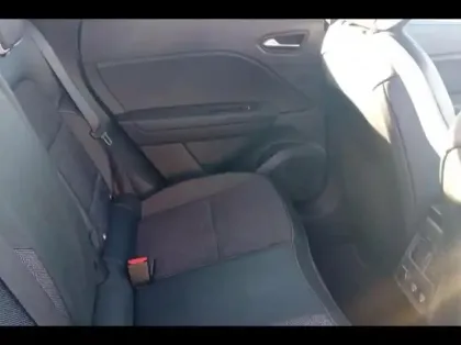 Photo 14 Renault Captur  1.6 E-Tech hybride 145ch Intens -21