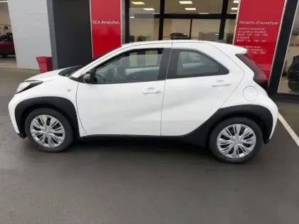 Photo 11 Toyota Aygo  X 1.0 VVT-i 72ch Dynamic S-CVT