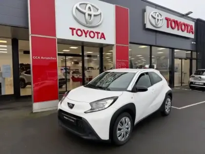Photo 5 Toyota Aygo  X 1.0 VVT-i 72ch Dynamic S-CVT