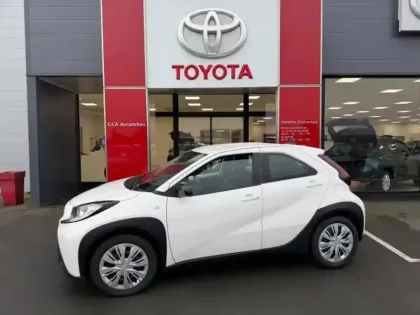 Photo 4 Toyota Aygo  X 1.0 VVT-i 72ch Dynamic S-CVT