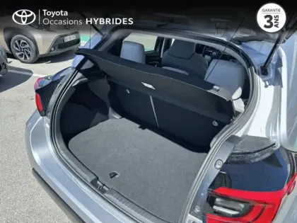 Photo 9 Toyota Yaris  116h Iconic 5p MY22