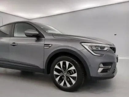 Photo 10 Renault Arkana  1.6 E-Tech 145ch Business