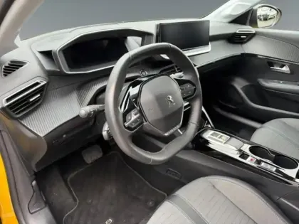 Photo 9 Peugeot 208  e- 136ch Allure Pack