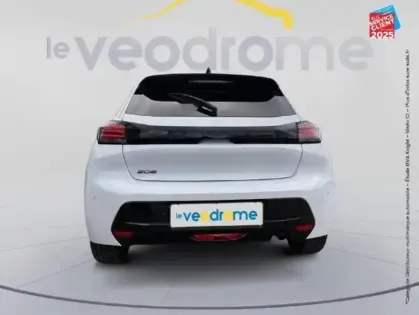 Photo 6 Peugeot 208  1.2 100ch S/S Allure Radar AV/AR Carplay