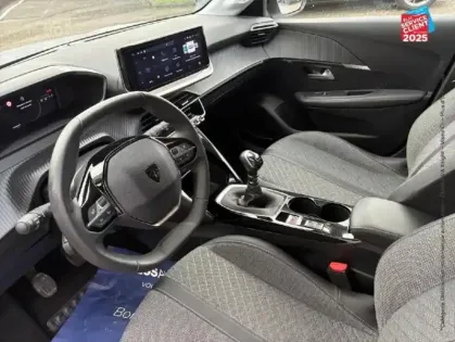 Photo 14 Peugeot 208  1.2 100ch S/S Allure Radar AV/AR Carplay