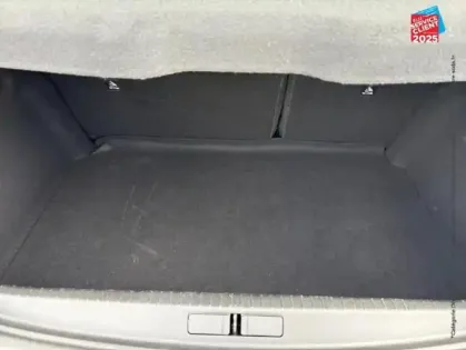 Photo 13 Peugeot 208  1.2 100ch S/S Allure Radar AV/AR Carplay