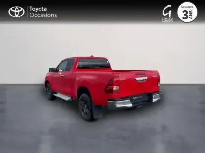 Photo 1 Toyota Hilux  2.4 D-4D 150ch X-Tra Cabine Légende 4WD BVA RC23