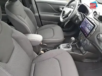 Photo 4 Jeep Renegade  1.5 Turbo T4 130ch MHEV Summit BVR7