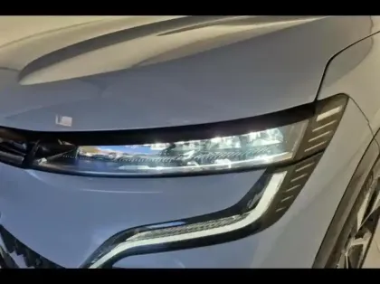 Photo 8 Renault Megane  E-Tech Electric EV60 220ch Equilibre super charge