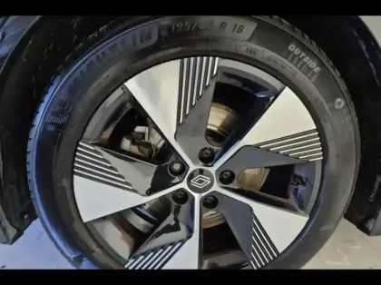 Photo 9 Renault Megane  E-Tech Electric EV60 220ch Equilibre super charge