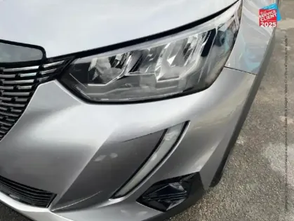 Photo 12 Peugeot 2008  1.2 PURETECH 130CH S&S ALLURE EAT8