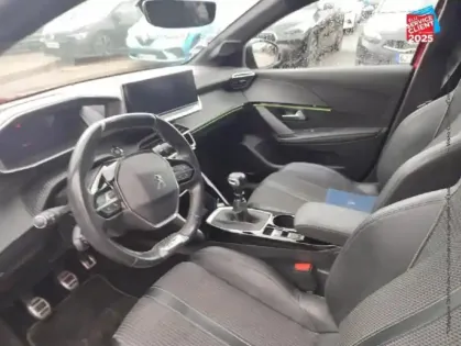 Photo 14 Peugeot 208  1.2 PureTech 100ch S&S GT Line