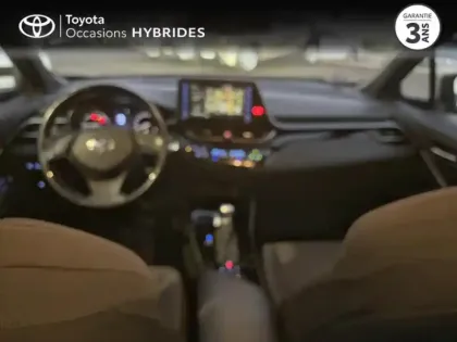 Photo 7 Toyota C-HR  2.0 Hybride 184ch Collection E-CVT