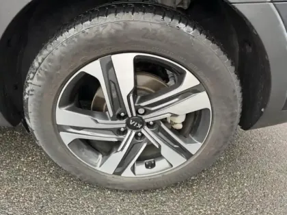 Photo 14 Kia Sorento  1.6 T-GDi 265ch PHEV Design BVA6 4x4 7 places