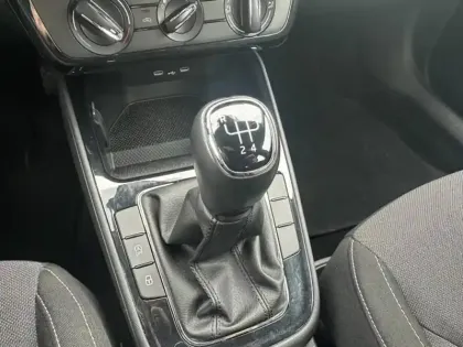 Photo 11 Skoda Fabia  1.0 MPI 80ch Selection