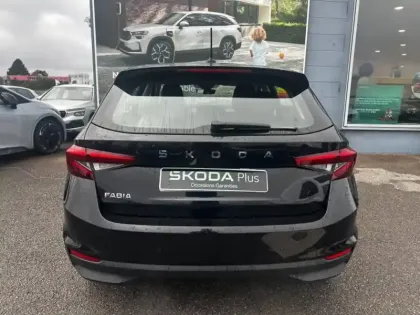 Photo 5 Skoda Fabia  1.0 MPI 80ch Selection