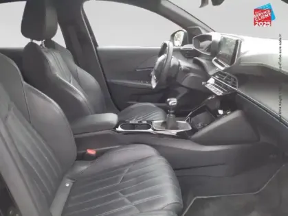 Photo 4 Peugeot 208  1.2 PureTech 100ch S&S GT Pack 118g