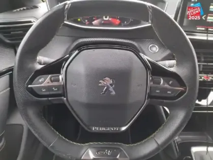 Photo 26 Peugeot 208  1.2 PureTech 100ch S&S GT Pack 118g