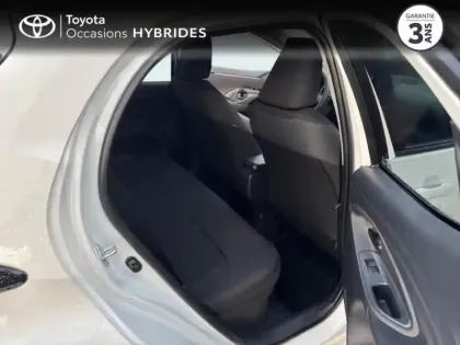 Photo 21 Toyota Yaris  116h Design 5p MY25