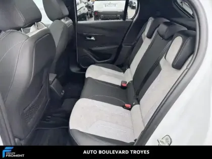 Photo 26 Peugeot 208  e- 136ch GT Pack