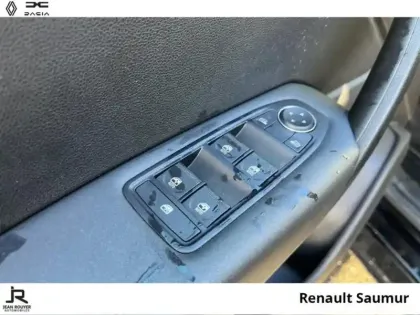 Photo 14 Renault Captur  1.6 E-Tech hybride 145ch Business -21