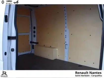 Photo 13 Renault Master  Fg F3500 L2H2 2.3 Blue dCi 135ch Confort Euro6