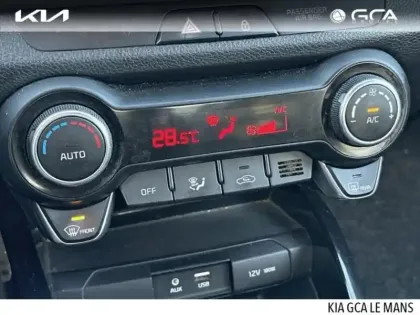 Photo 10 Kia Stonic  1.0 T-GDi 100ch ISG Design Euro6d-T