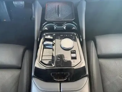 Photo 10 BMW Serie 5 Série 5 Touring 530e 299ch M Sport xDrive