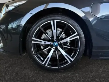 Photo 12 BMW Serie 5 Série 5 Touring 530e 299ch M Sport xDrive