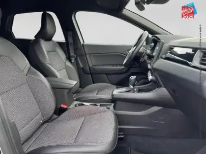 Photo 4 Renault Captur  1.6 E-Tech hybride 145ch Techno