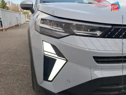 Photo 12 Renault Captur  1.6 E-Tech hybride 145ch Techno GPS Camera Carplay