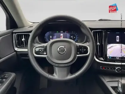 Photo 26 Volvo V60  B4 197CH PLUS STYLE DARK DCT 7 SIEGES CUIR GPS CAMERA CARPLAY